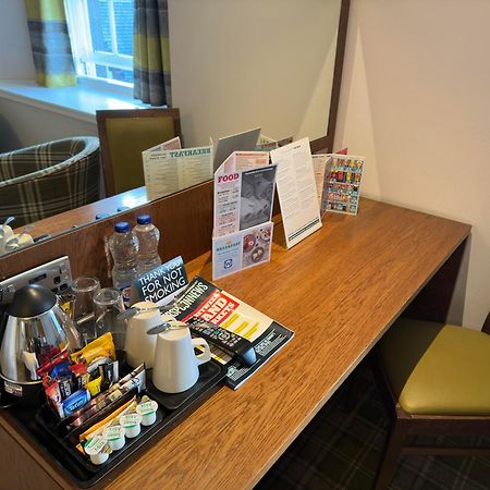 The Guildhall And Linen Exchange Wetherspoon Данфермлин Экстерьер фото